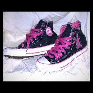 🔹CONVERSE Chuck Taylor All Stars🔹