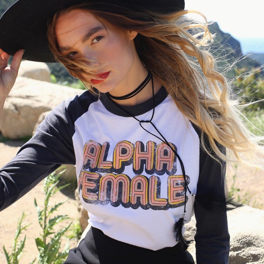 Dazey LA Alpha Female Raglan size s/m