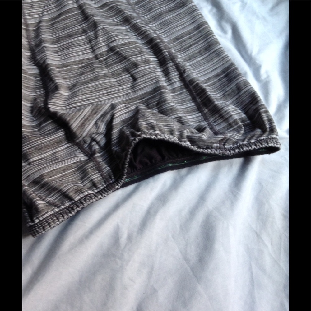 Lululemon Athletic Tank - Picture 4 of 6