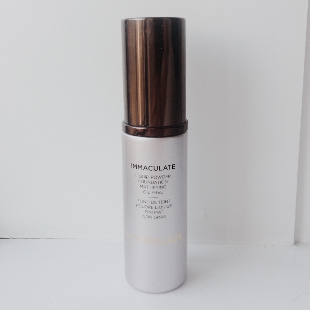 Hourglass Immaculate Foundation Porcelain
