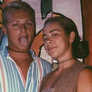 Meet your Posher, Neva