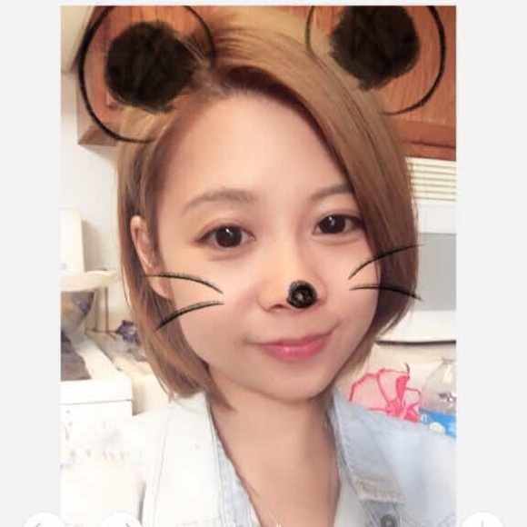 Meet your Posher, Jennifer - Picture 2 of 6