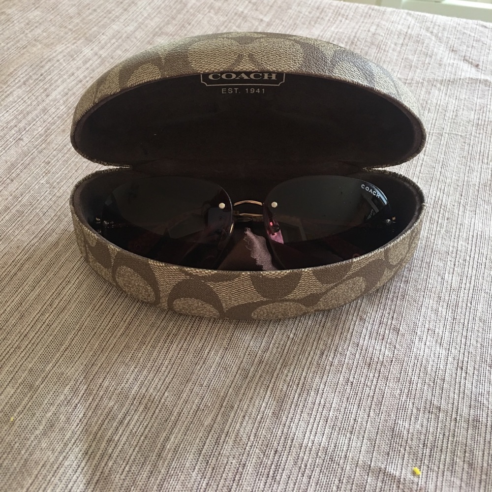 COACH SUNGLASSES