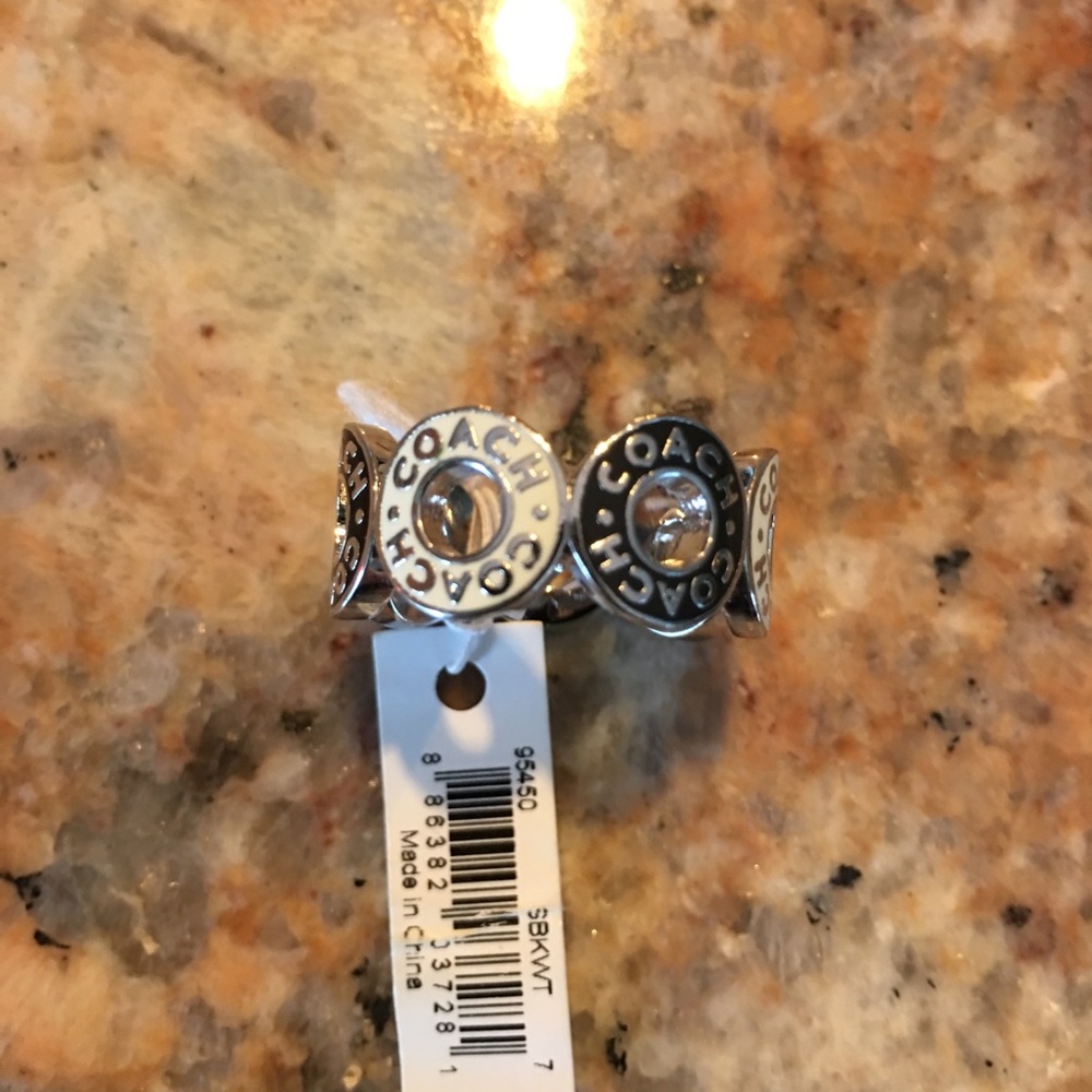 Coach ring - Picture 2 of 2