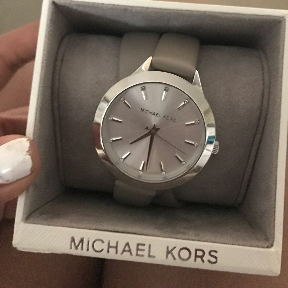 Michael kors leather wrap watch in gray