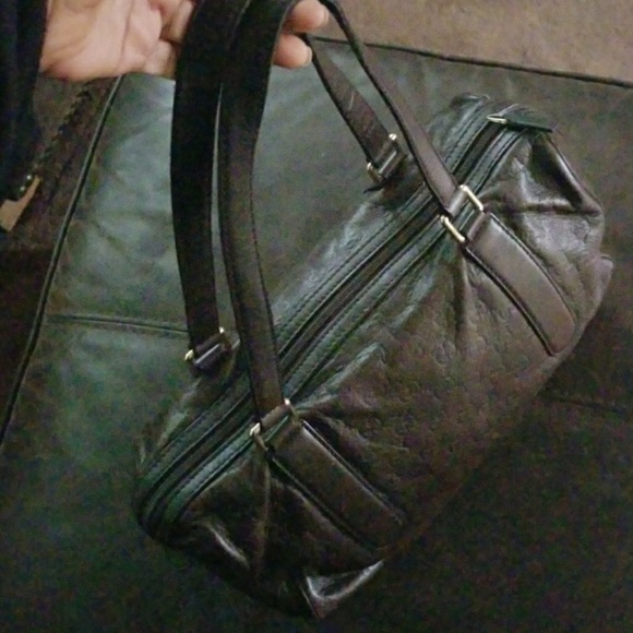 Authentic Gucci - Picture 3 of 5