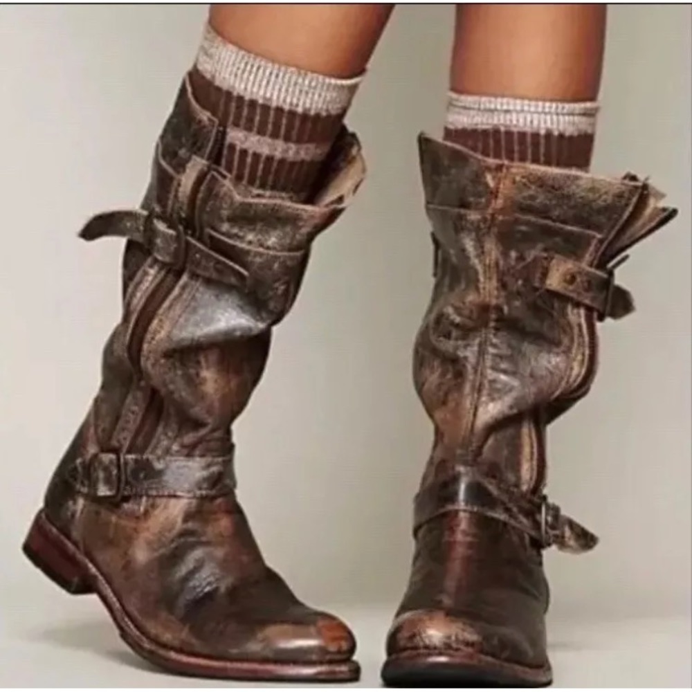 **NEW IN BOX** BED STU MOTO BOOTS!!