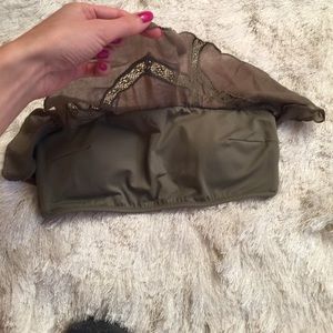 Victoria’s Secret top