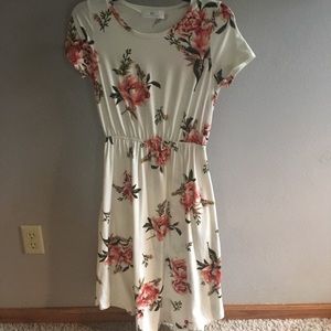 Infinity Raine cream Floral midi dress