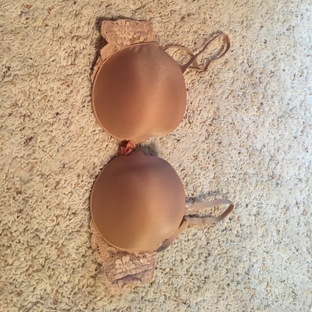 Victoria secret push up bra!!