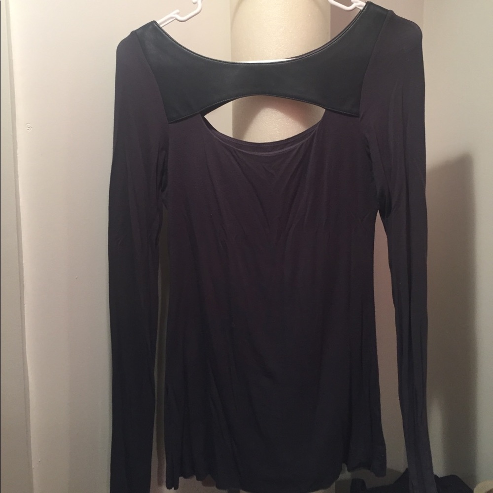 Blue Bailey 44 leather keyhole top.