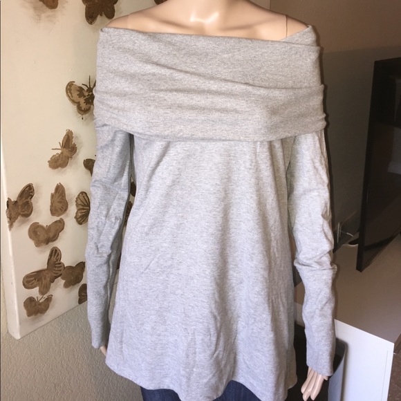 Sweater shirt with neck scarf - Picture 2 of 7