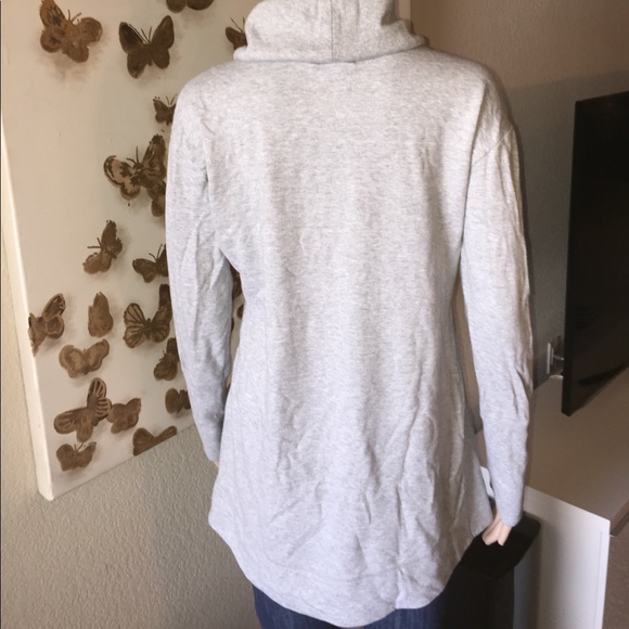 Sweater shirt with neck scarf - Picture 4 of 7