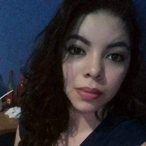 Meet your Posher, Yuliana