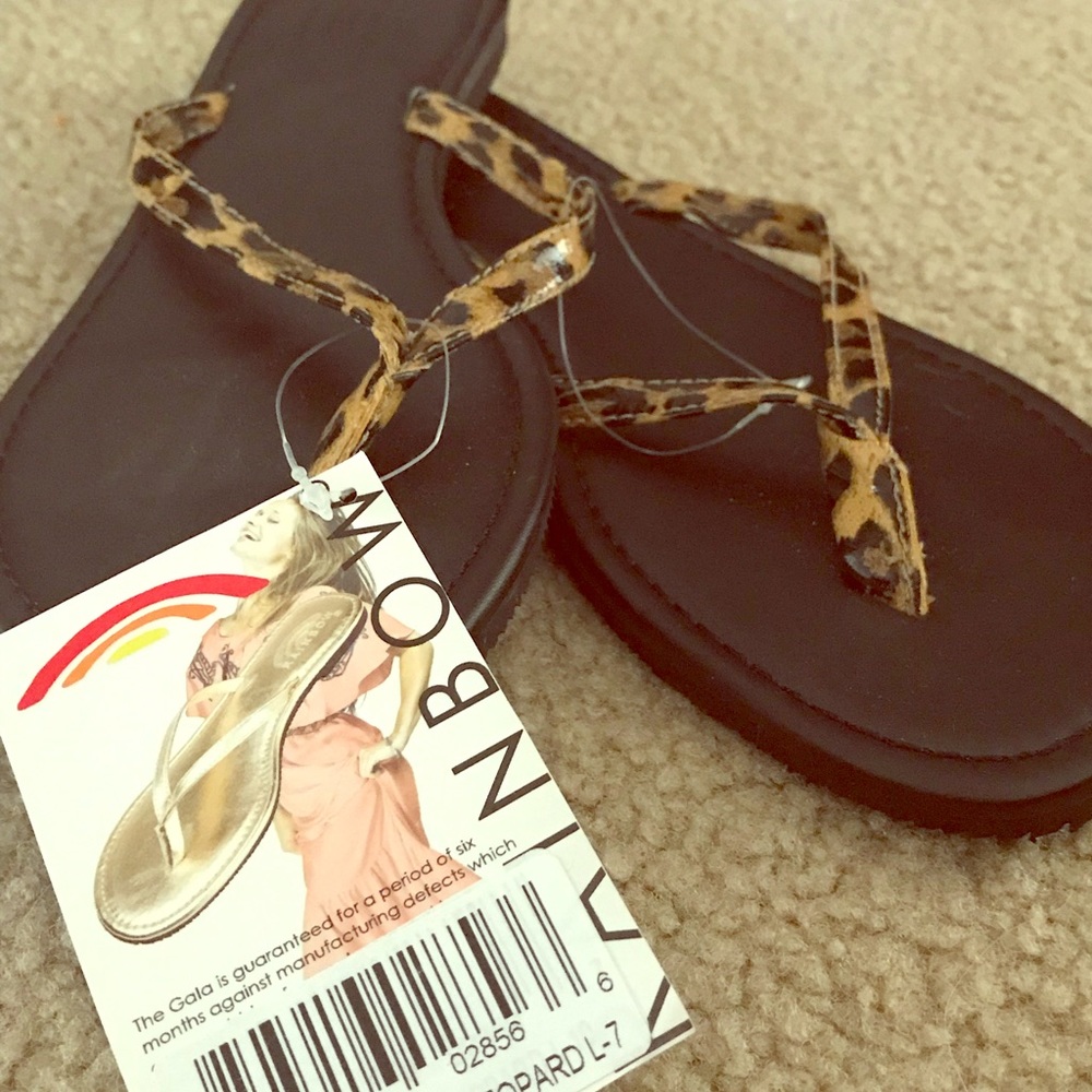 Brand new, never worn cheetah Rainbows