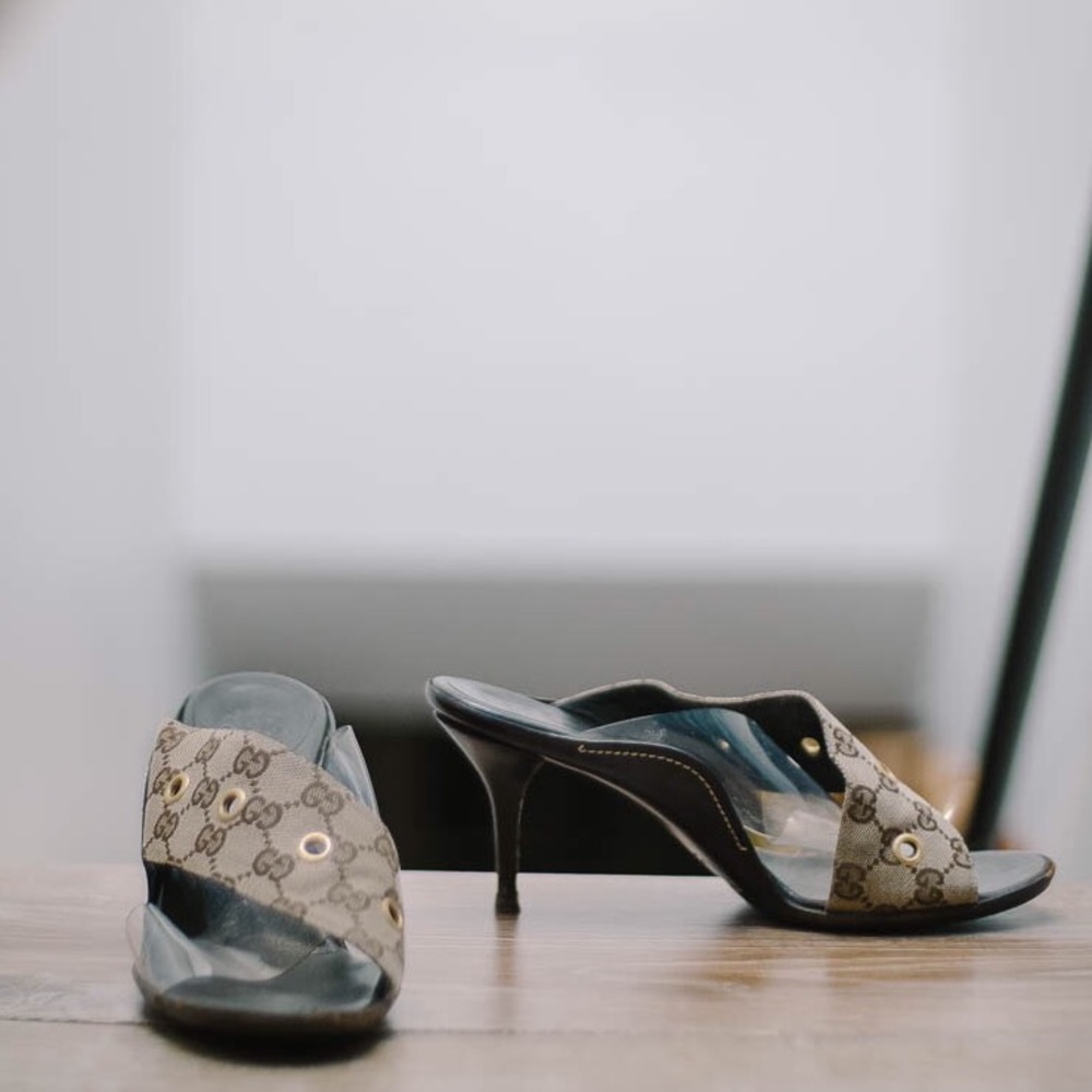 Gucci fabric/clear heeled sandal - size 10