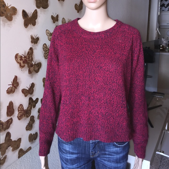 Divided sweater - Picture 1 of 8