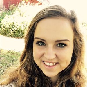 Meet your Posher, Renee