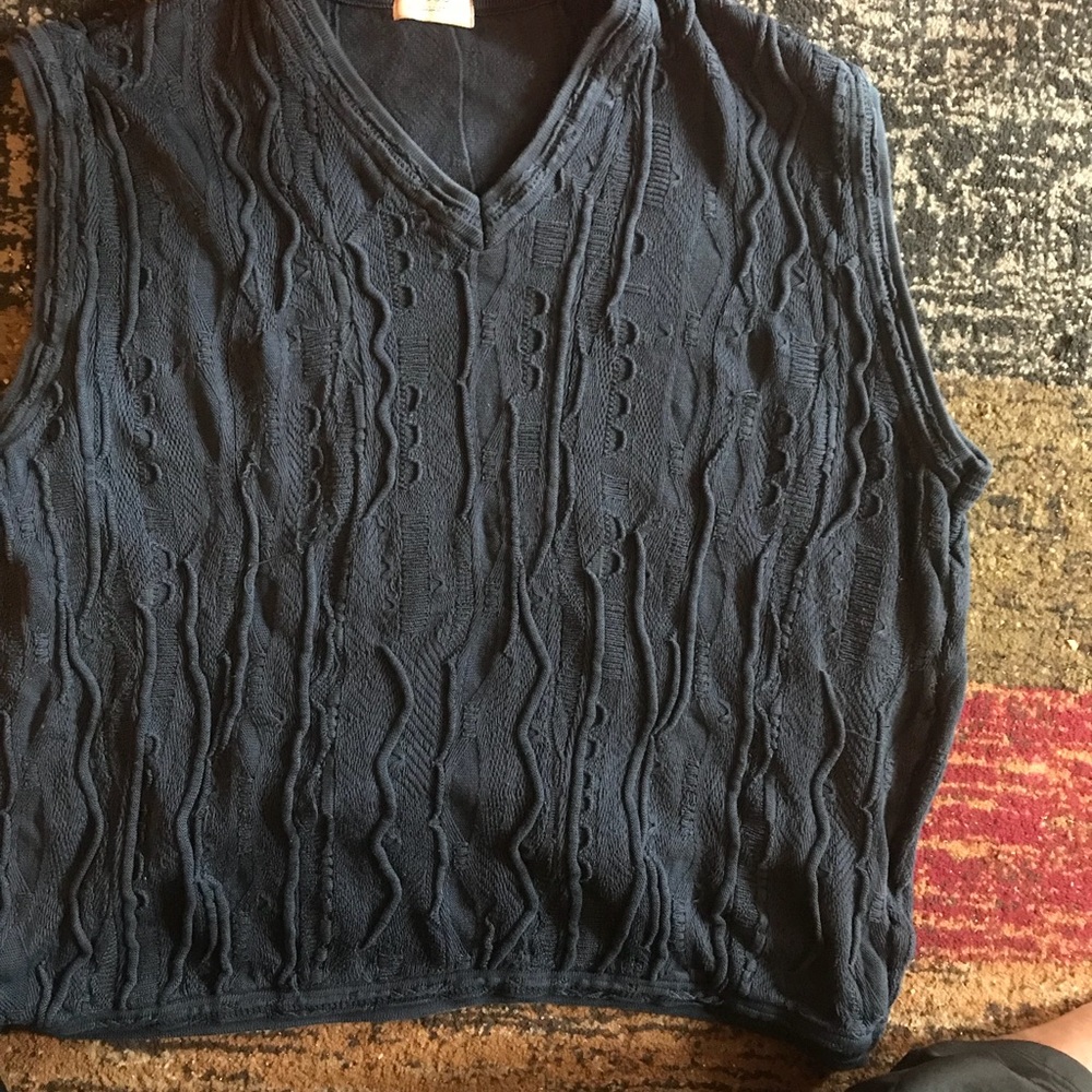 Selling a 6xl authentic coogi sweater