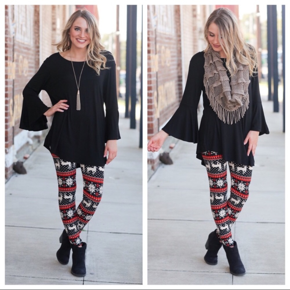 Holiday print leggings