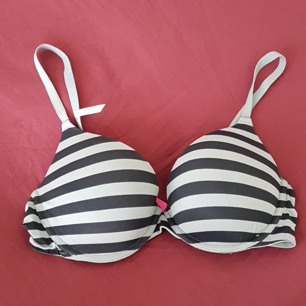 Victoria Secret PINK Everyday Push Up Bra
