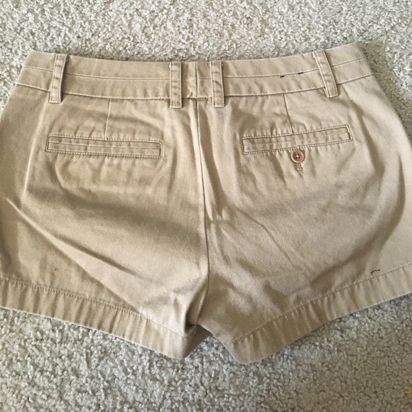 Khaki J.Crew 3” Chino Short - Picture 2 of 3