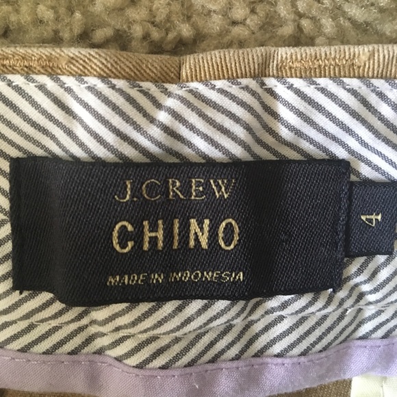 Khaki J.Crew 3” Chino Short - Picture 3 of 3