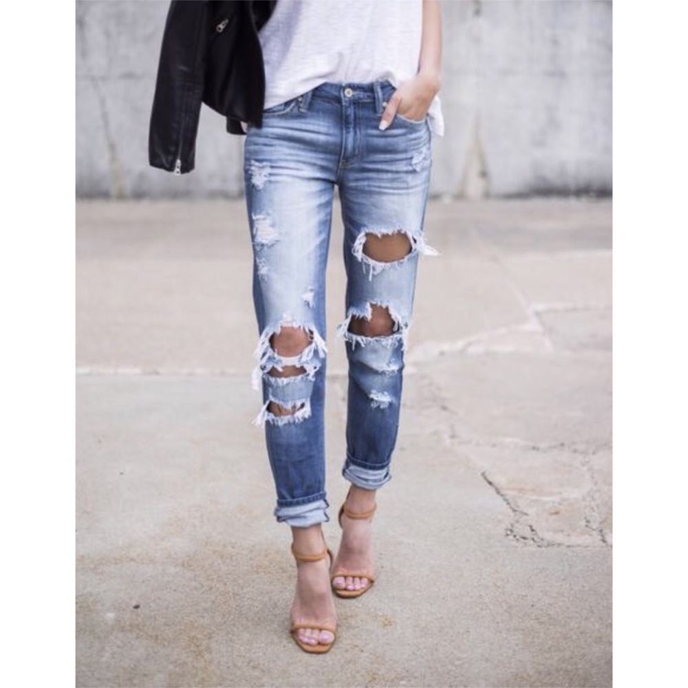 🆕Tyler Distressed Denim Boyfriend Jeans - Picture 8 of 8