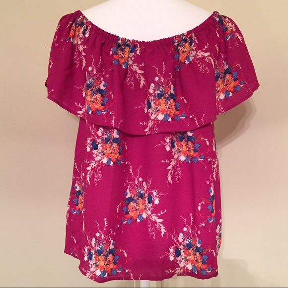 Lily White Off Shoulder Ruffle Blouse Size Large - Picture 5 of 8