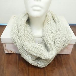 Infinity scarf knit fall winter