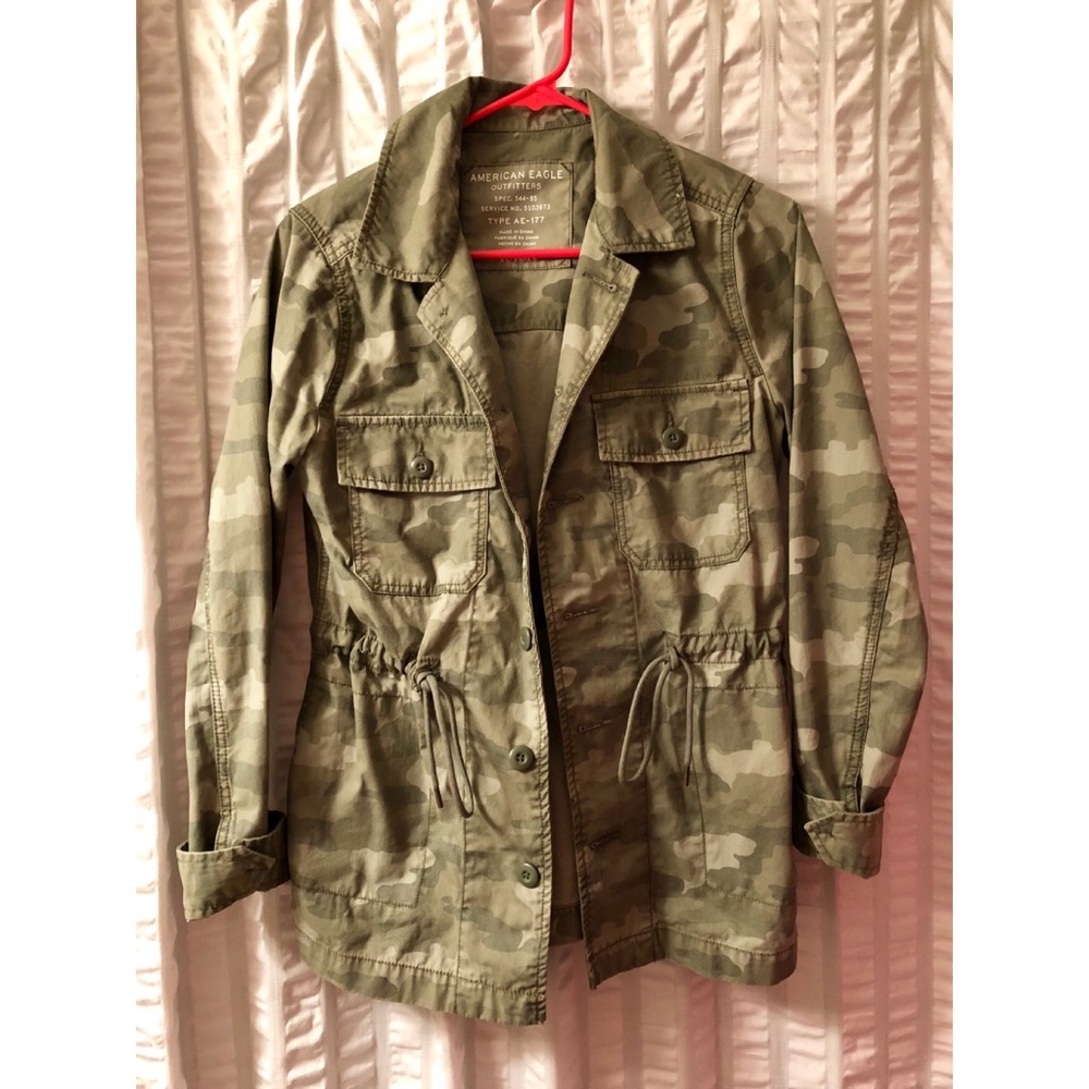 American Eagle Camo Jacket GREAT CONDITION