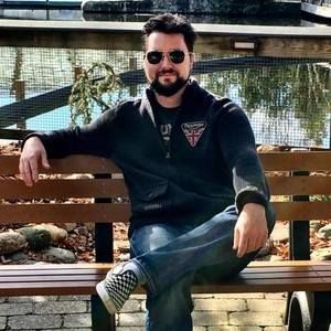 Meet your Posher, Chris