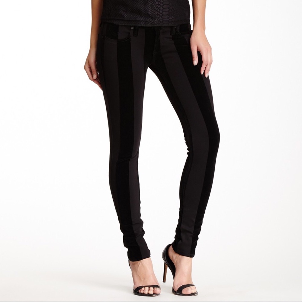 My BFF Low-Rise Jeggings