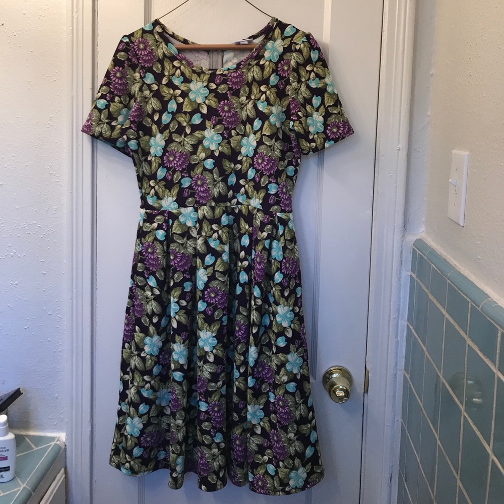 Lularoe Amelia