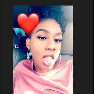 Meet your Posher, Ajanae