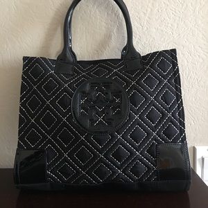 Tory Burch - Quilted Elle Mini - Black