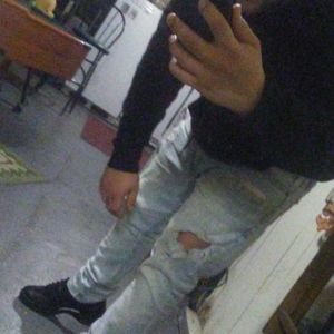 Meet your Posher, Cesar