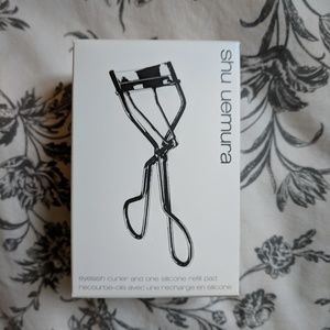 BNIB Shu Uemura eyelash curler and one refill pad