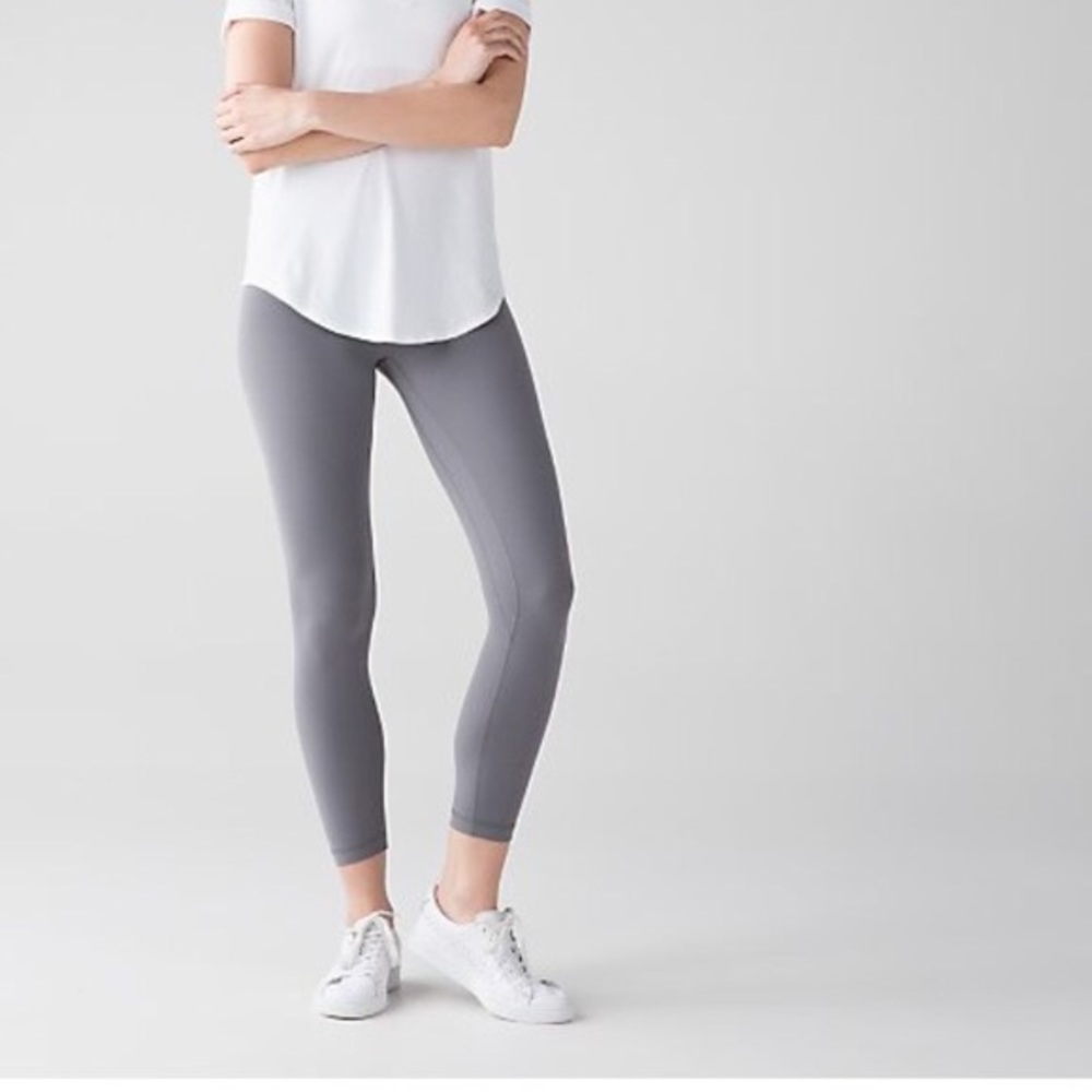 ISO***** Align Pant 7/8 in size 2 or 4