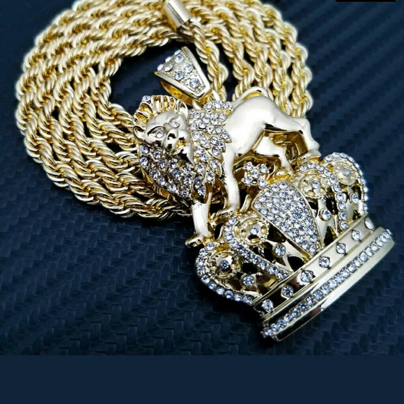14K GOLD PLATED ICED OUT LION CHAIN - Picture 1 of 4