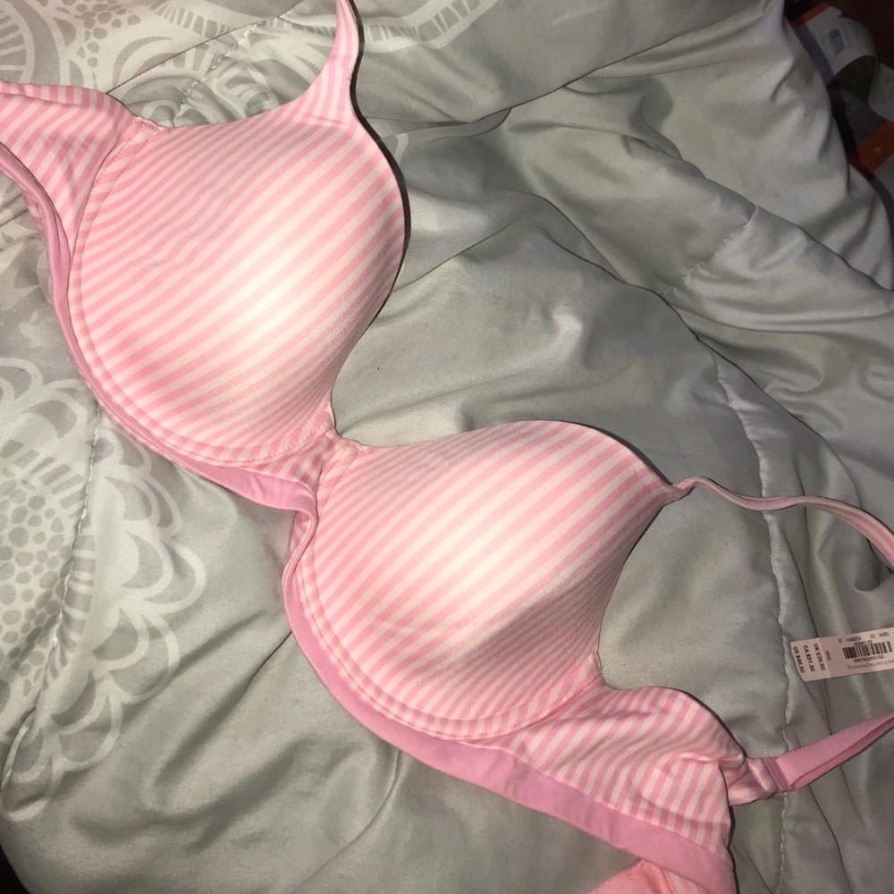 Victoria secret bra , NWT