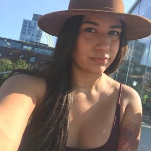 Meet your Posher, Fabiola