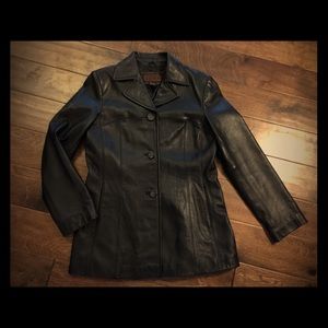 💥💥NWOT💥💥Leather coat!!