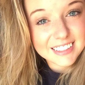 Meet your Posher, Inez