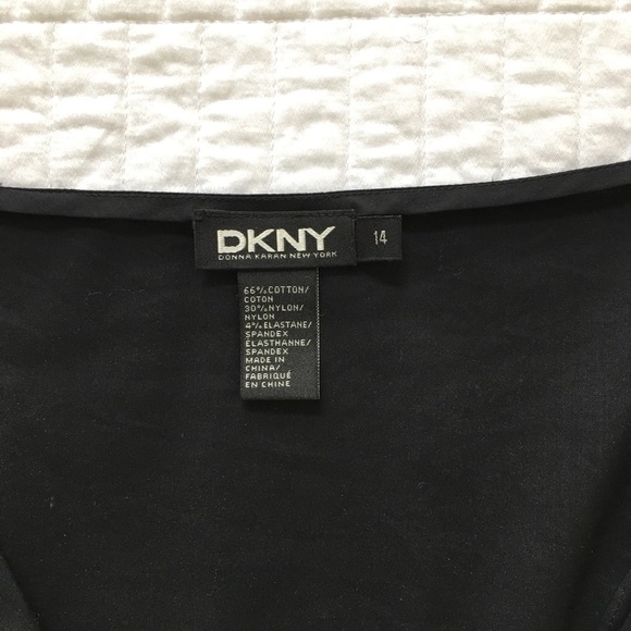 DKNY deep plunge neck top - Picture 3 of 5
