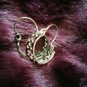 Dainty Silver Hoop Earrings