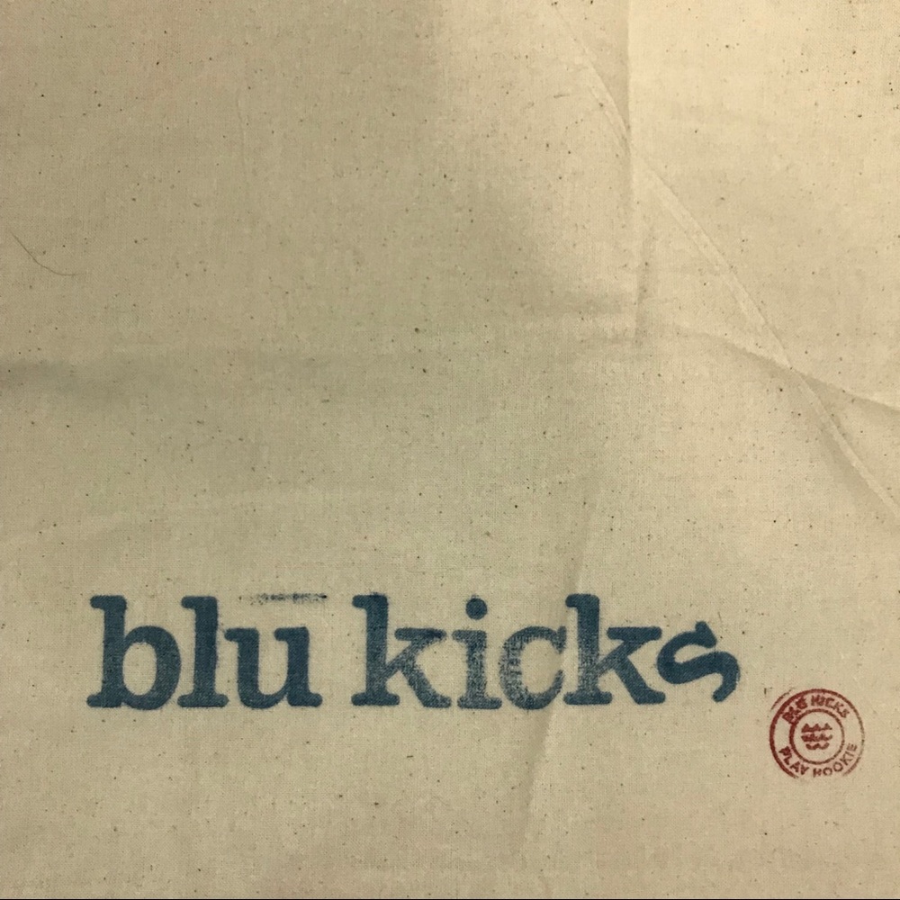 🆕 Blu Kicks Shoe Bag NWOT