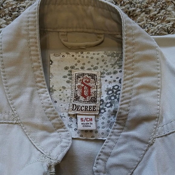 Decree Jean Jacket - Picture 4 of 5