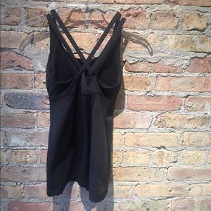 lululemon athletica Tops - Lululemon black tank, sz 4, 55347 lululemon athletica Tops - Lululemon black tank, sz 4, 55347