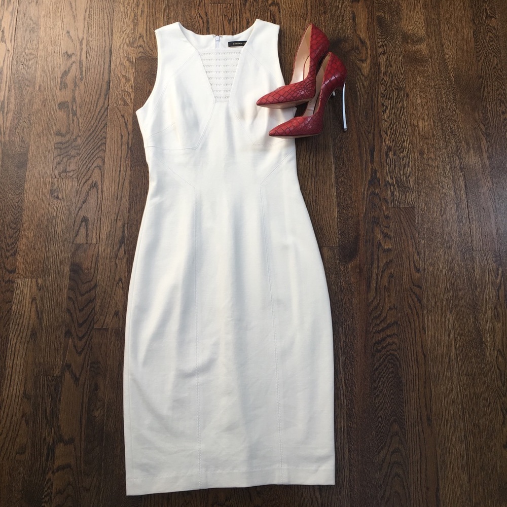 White/off white Cynthia Steffe short dress